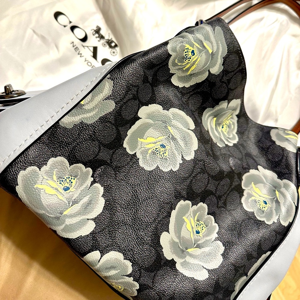 Coach Edie 31 Signature Rose Leather Shoulder Bag